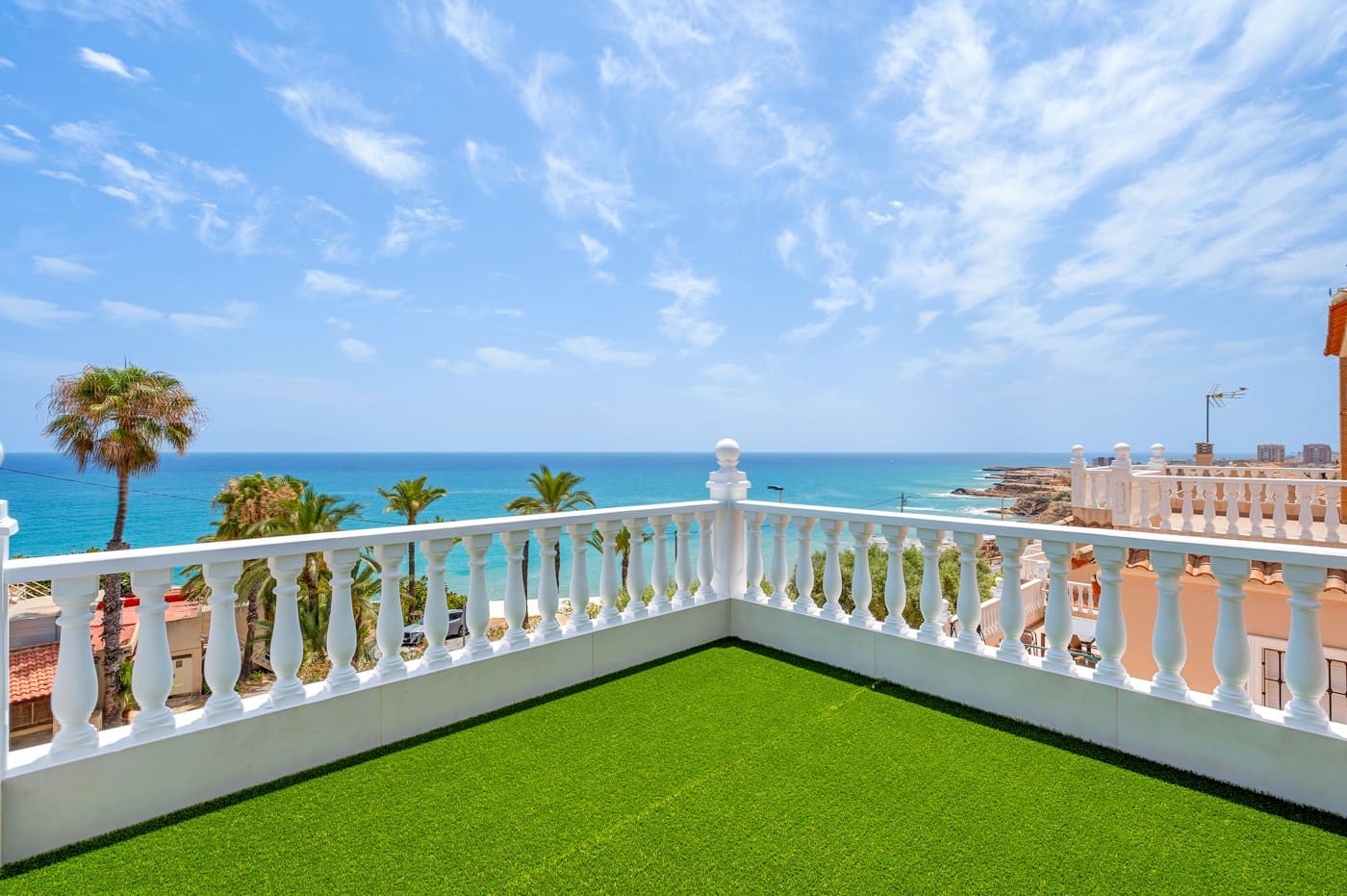 4 sovrum Villa till salu i Torrevieja med pool - 960 000 € (Ref: 9645993)