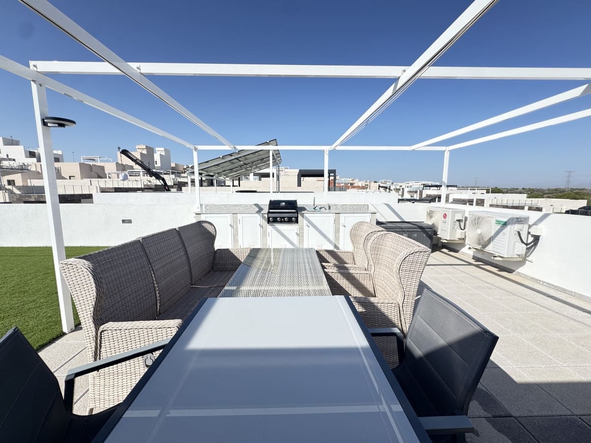 5 makuuhuone Huvila myytävänä paikassa Villamartin - 480 000 € (Ref: 9646002)