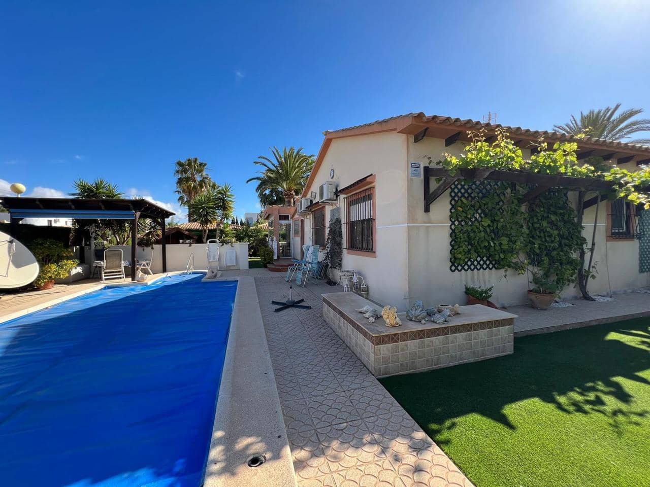 3 makuuhuone Huvila myytävänä paikassa Cabo Roig - 790 000 € (Ref: 9656778)