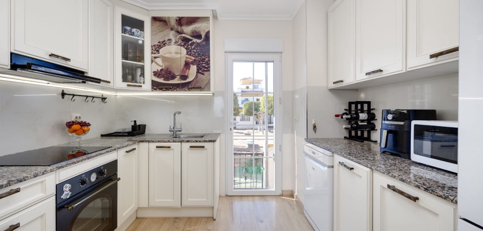 3 sypialnia Apartament na sprzedaż w Torrevieja z basenem - 249 900 € (Ref: 9656780)