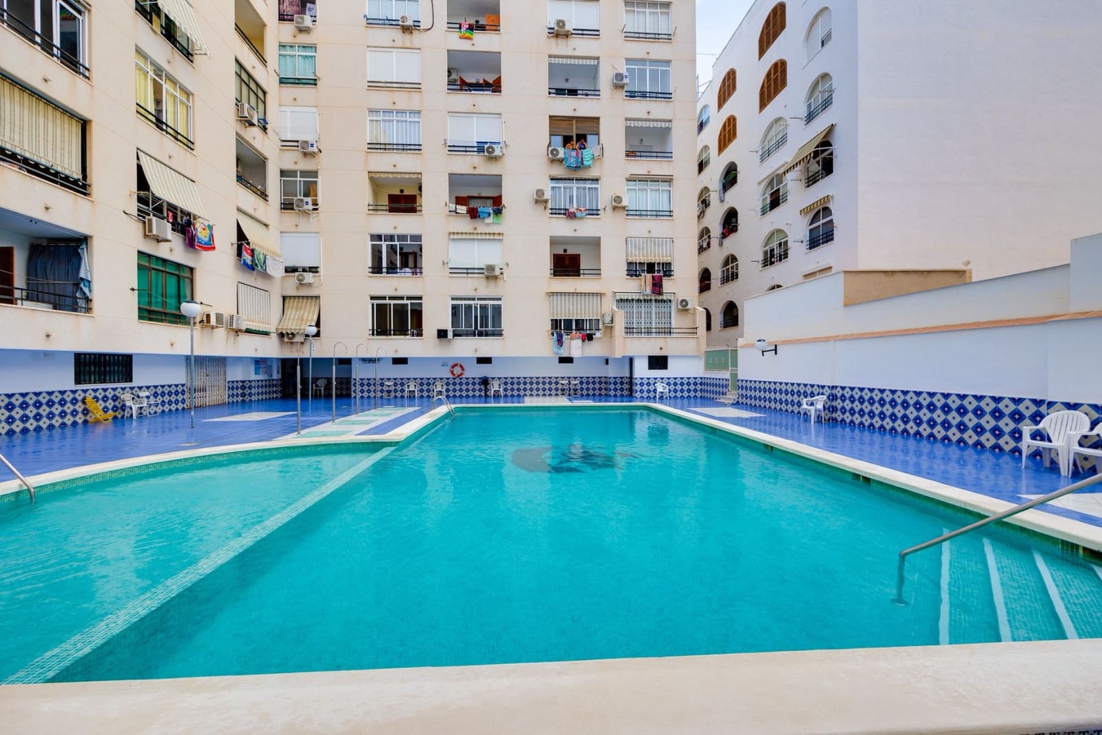 Estudio en Torrevieja en venta - 117.000 € (Ref: 9656781)