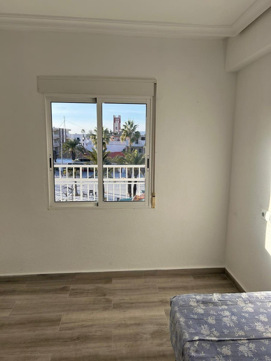 2 bedroom Flat for sale in Torre de la Horadada - € 165,000 (Ref: 9676290)