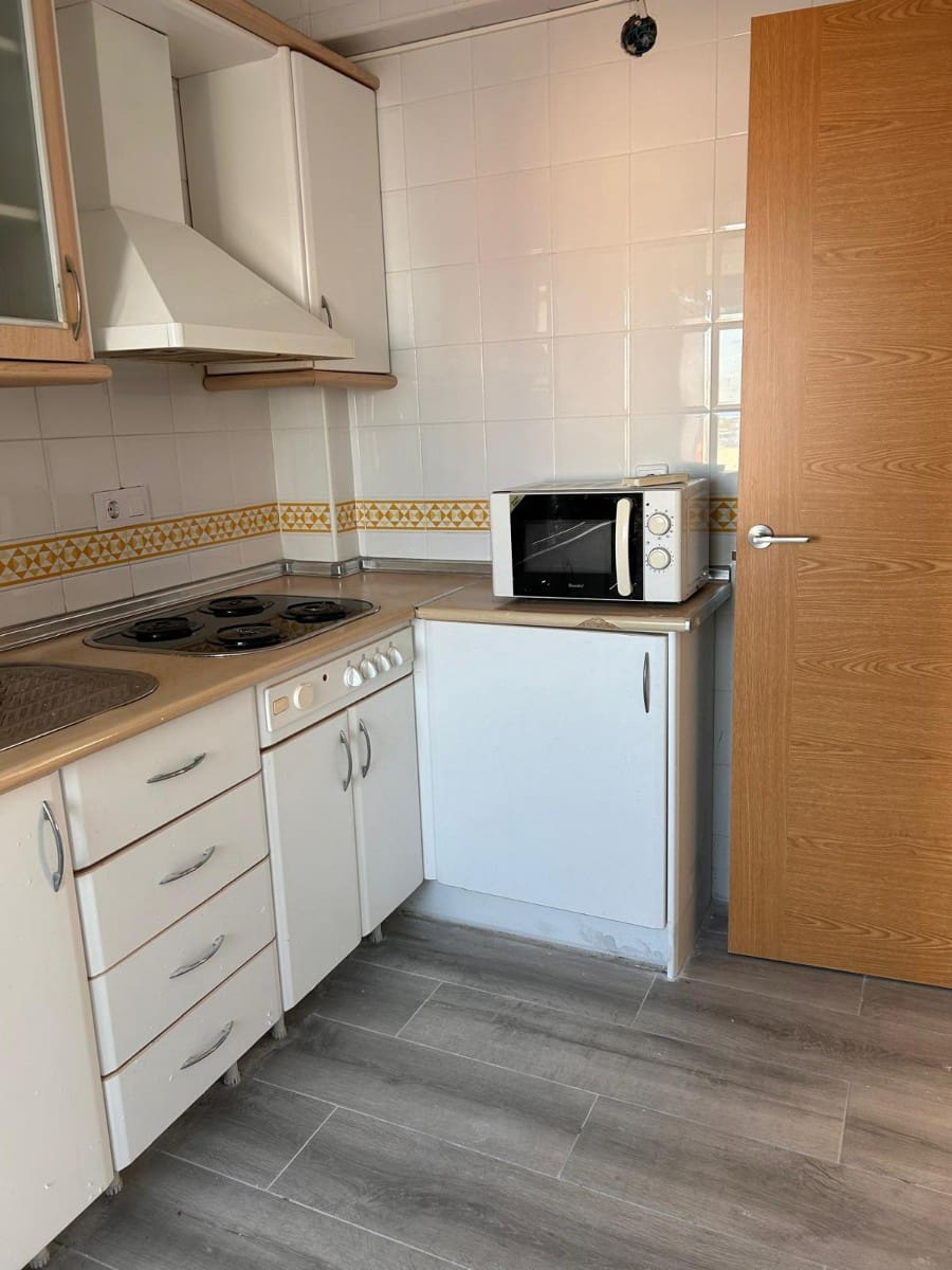 2 bedroom Flat for sale in Torre de la Horadada - € 165,000 (Ref: 9676290)