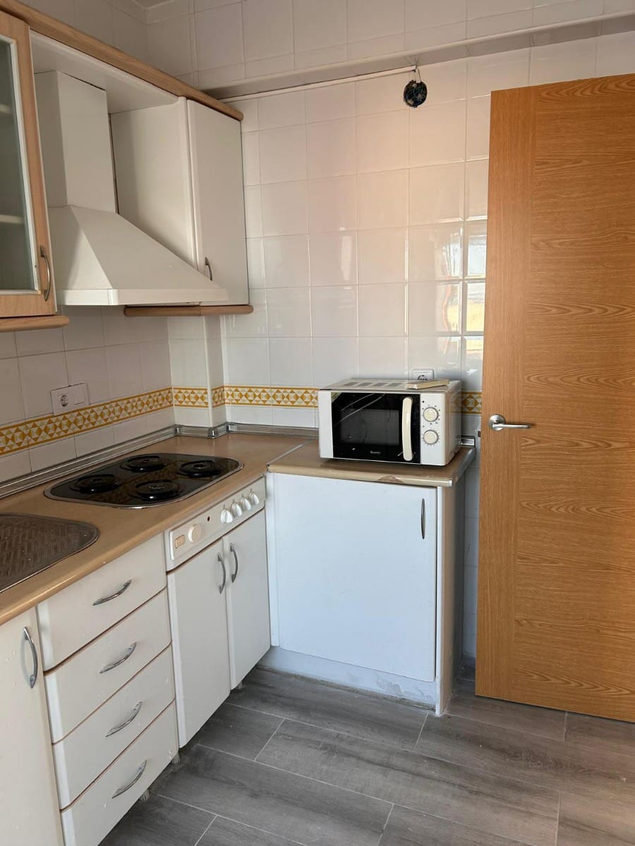 2 bedroom Flat for sale in Torre de la Horadada - € 165,000 (Ref: 9676290)