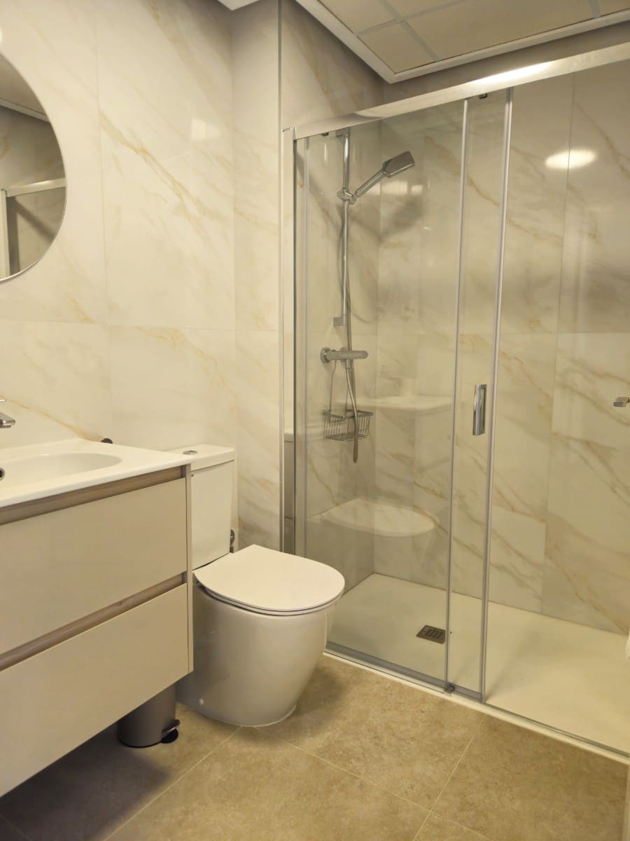 2 bedroom Flat for sale in Playa Flamenca - € 419,000 (Ref: 9676291)