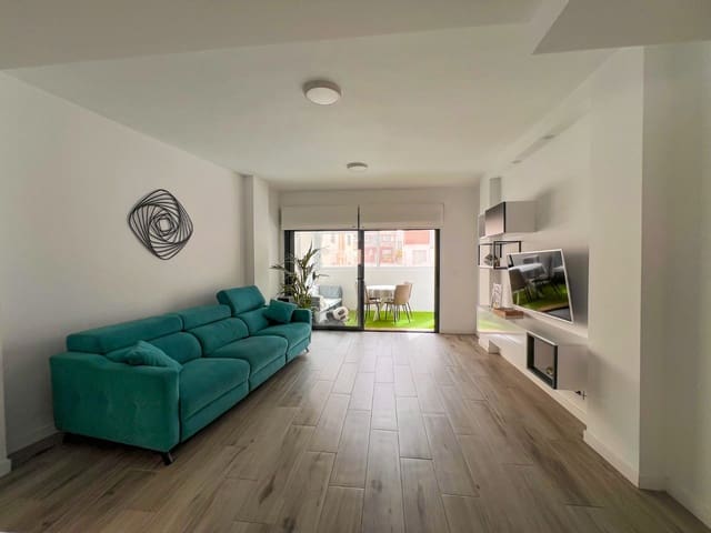 Piso de 3 habitaciones en Guardamar del Segura en venta - 289.900 € (Ref: 9676295)