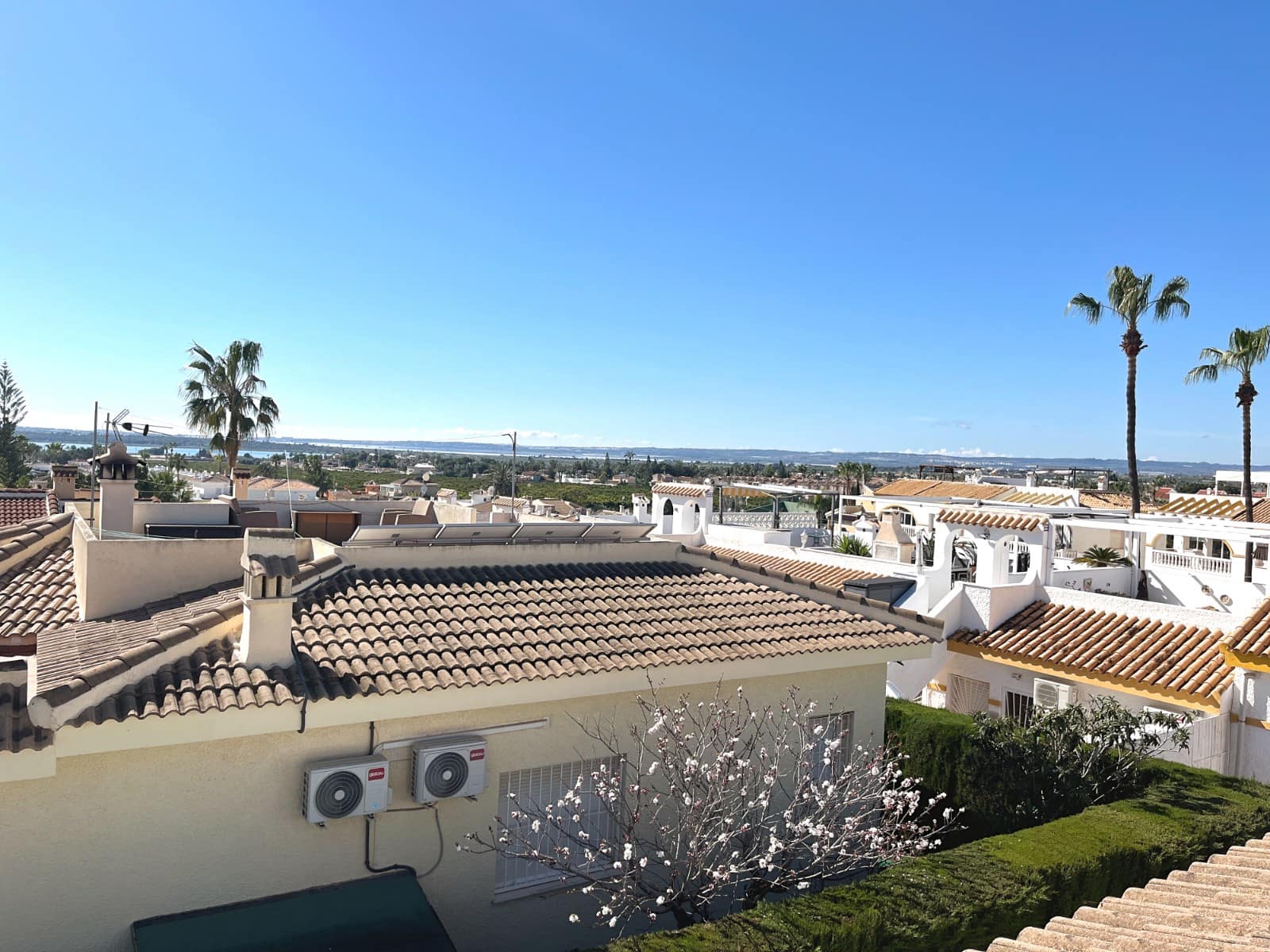 3 camera da letto Villa in vendita in Pueblo Bravo con piscina - 427.500 € (Rif: 9676301)