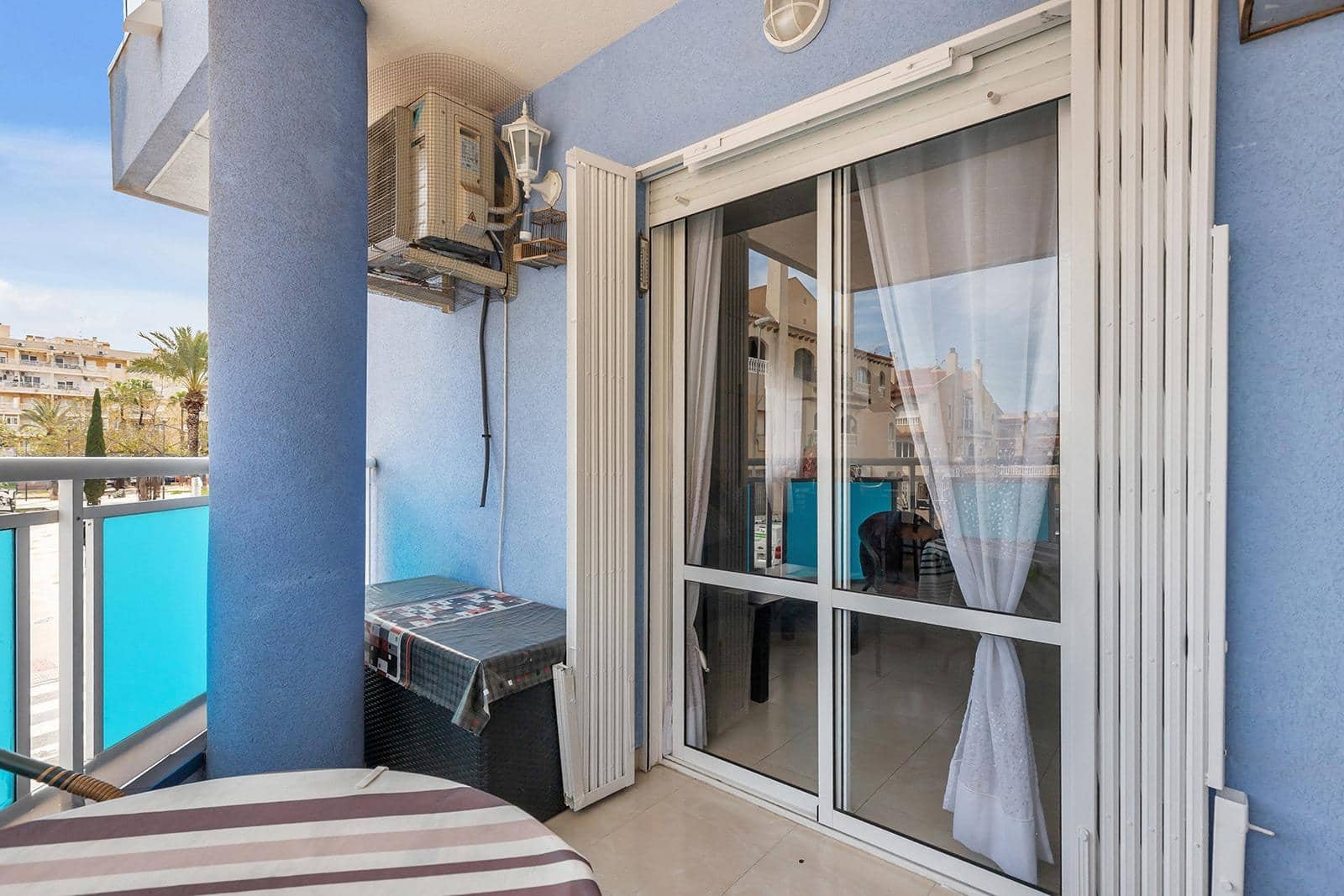 2 sypialnia Mieszkanie na sprzedaż w Torrevieja z basenem - 139 900 € (Ref: 9676302)