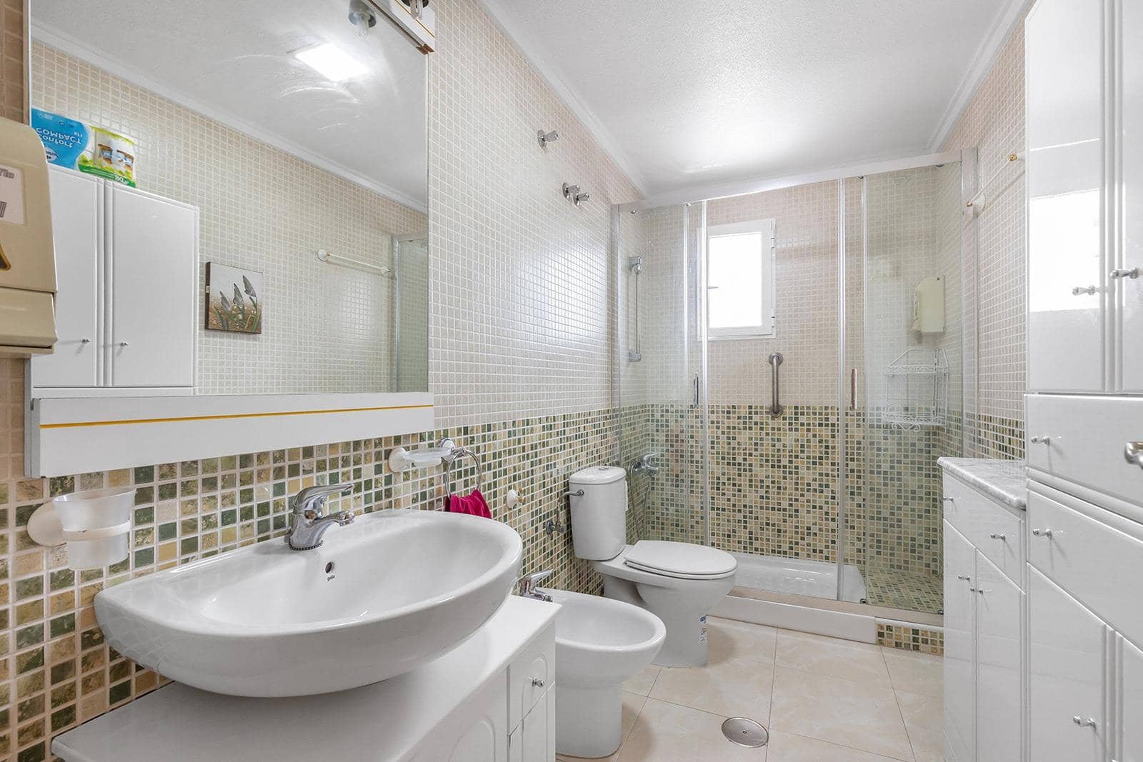 2 sypialnia Mieszkanie na sprzedaż w Torrevieja z basenem - 139 900 € (Ref: 9676302)