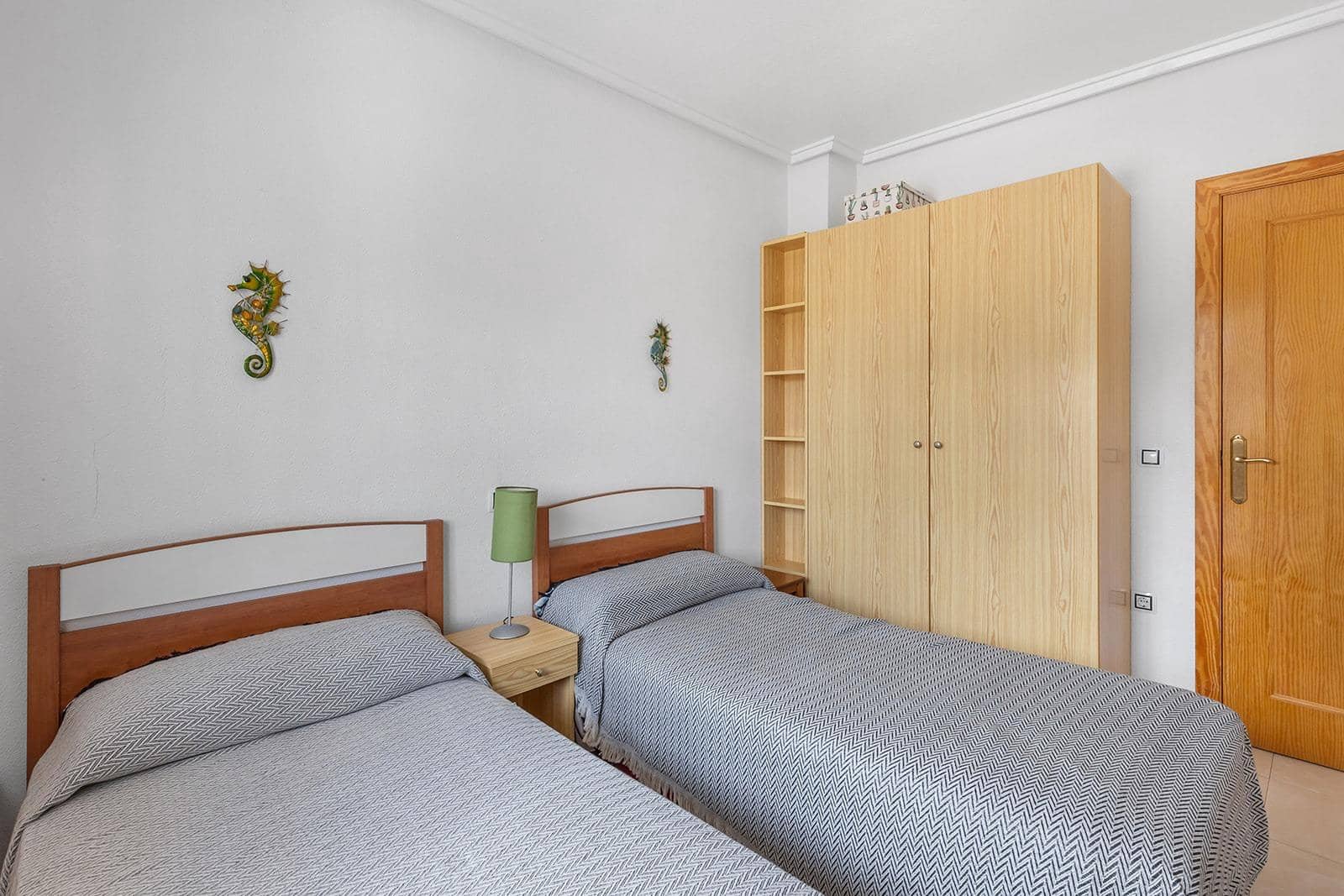 2 sypialnia Mieszkanie na sprzedaż w Torrevieja z basenem - 139 900 € (Ref: 9676302)