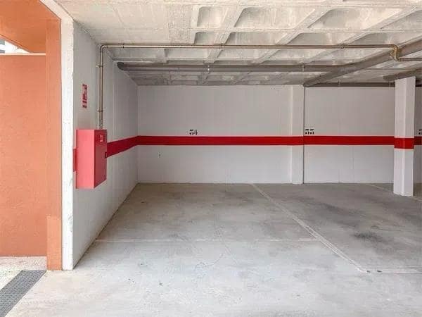 2 bedroom Flat for sale in Filipinas with pool - € 275,000 (Ref: 9676304)