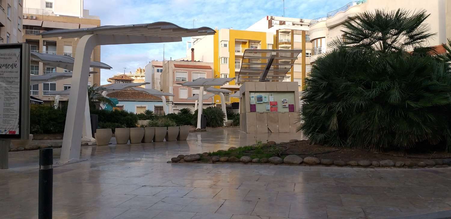 2 chambre Appartement à vendre à Torrevieja - 125 000 € (Ref: 9685593)