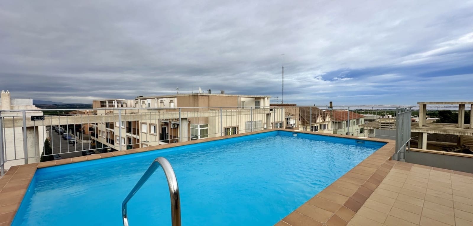 Piso de 2 habitaciones en San Miguel de Salinas en venta con piscina - 159.000 € (Ref: 9699133)