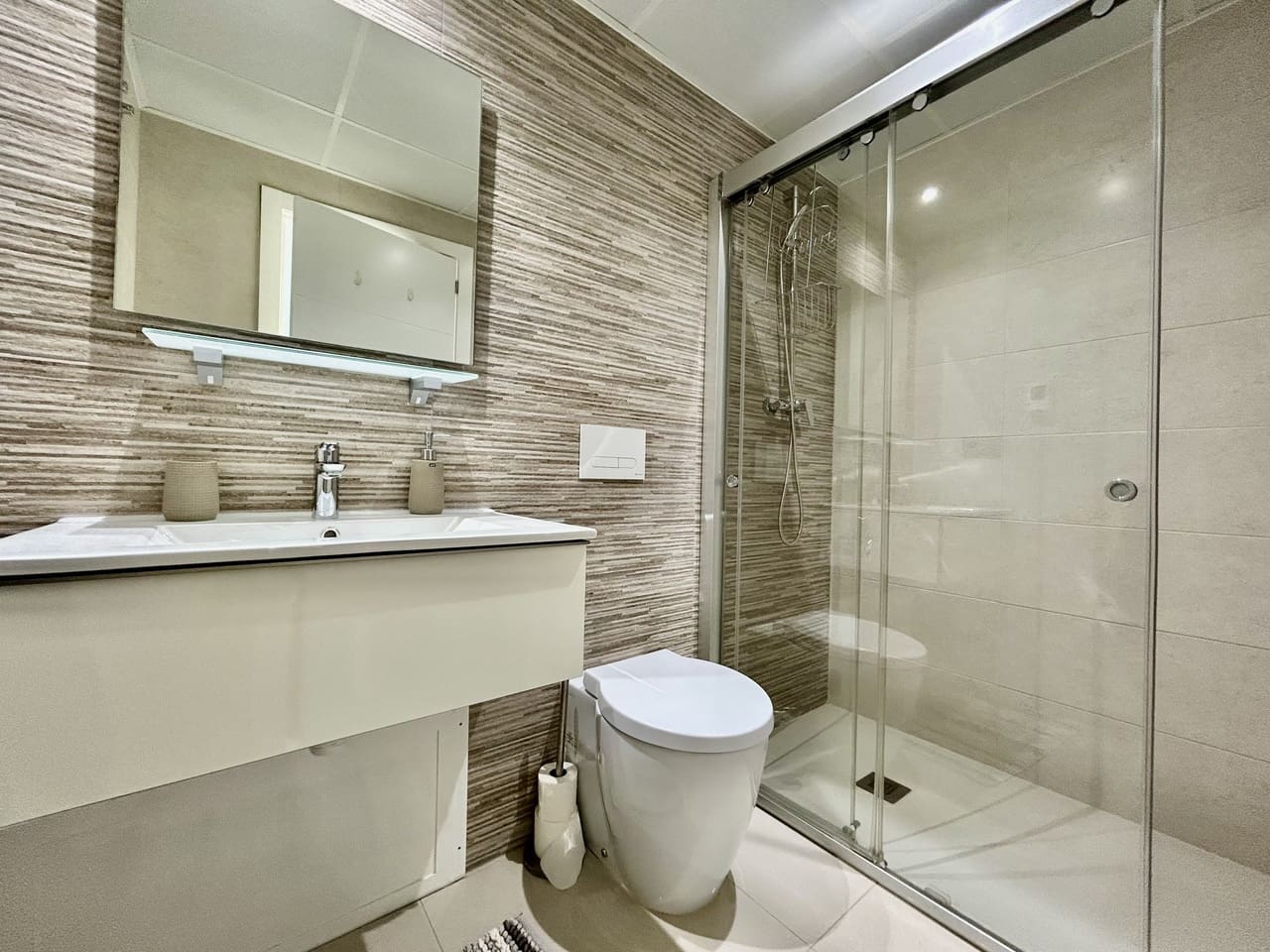 3 bedroom Villa for sale in Villamartin - € 550,000 (Ref: 9699141)