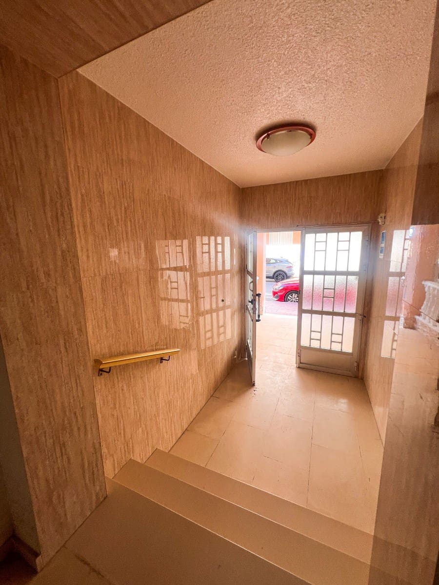 3 slaapkamer Flat te koop in Guardamar del Segura - € 206.000 (Ref: 9715644)