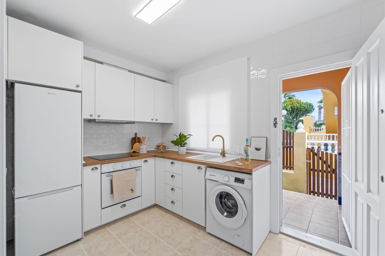 2 sovrum Hus till salu i La Florida - 205 000 € (Ref: 9715653)