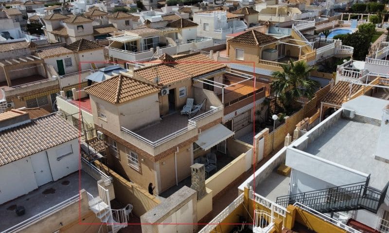 3 camera da letto Bungalow in vendita in Torrevieja - 198.995 € (Rif: 9753600)
