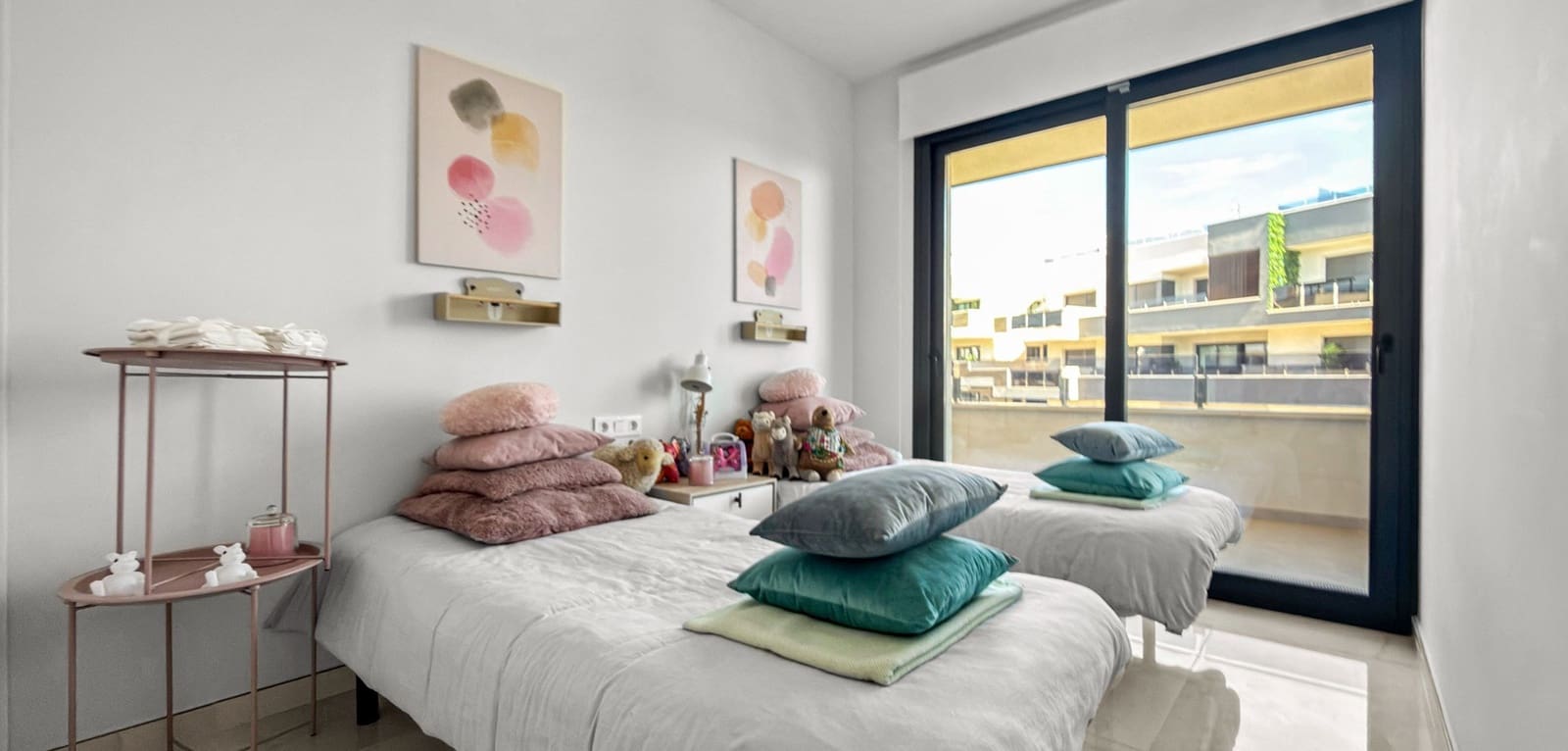 3 soveværelse Lejlighed til salg i Playa Flamenca med swimmingpool - € 450.000 (Ref: 9753604)