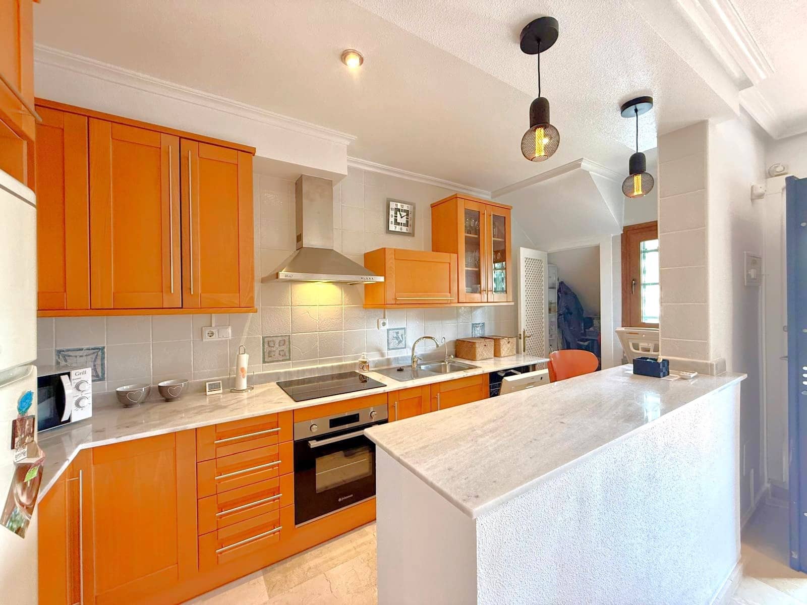 3 bedroom Townhouse for sale in Villamartin with pool - € 265,000 (Ref: 9753607)