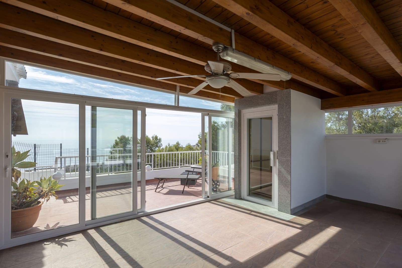 5 quarto Casa em Banda para venda em Velilla com piscina garagem - 900 000 € (Ref: 10147389)