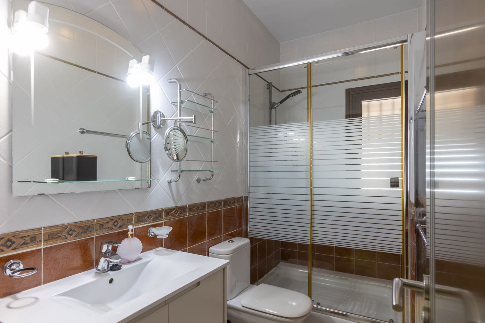 5 quarto Casa em Banda para venda em Velilla com piscina garagem - 900 000 € (Ref: 10147389)