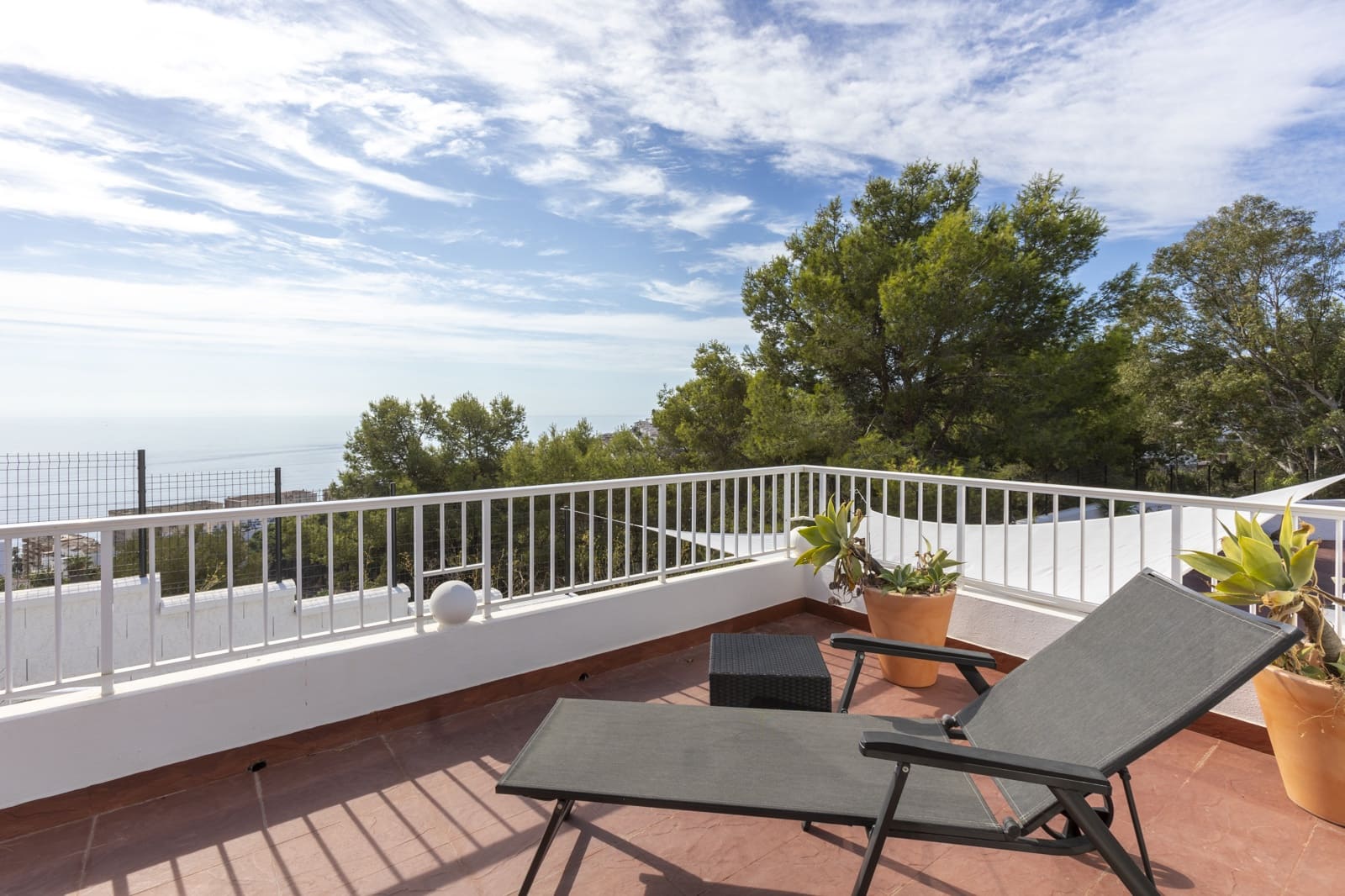 5 quarto Casa em Banda para venda em Velilla com piscina garagem - 900 000 € (Ref: 10147389)