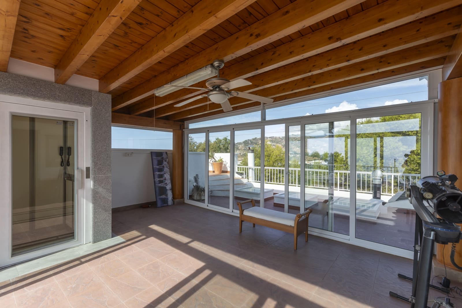 5 quarto Casa em Banda para venda em Velilla com piscina garagem - 900 000 € (Ref: 10147389)