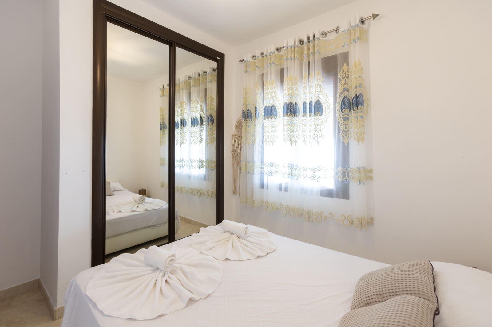 5 quarto Casa em Banda para venda em Velilla com piscina garagem - 900 000 € (Ref: 10147389)