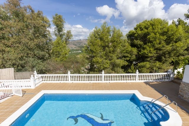 5 quarto Casa em Banda para venda em Velilla, Almuñécar com piscina garagem - 900 000 € (Ref: 10147389)