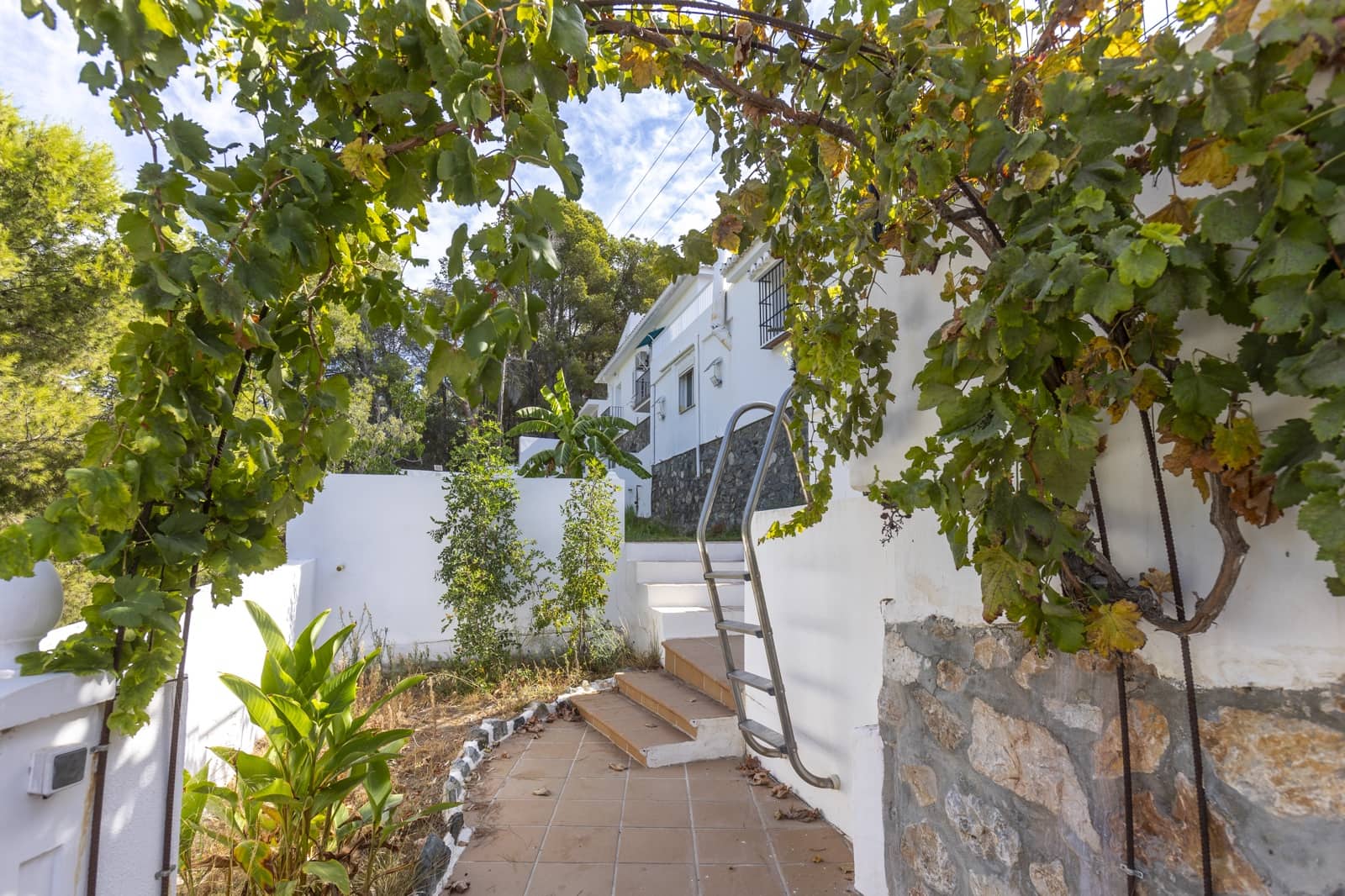 5 quarto Casa em Banda para venda em Velilla com piscina garagem - 900 000 € (Ref: 10147389)