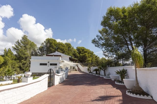 5 quarto Casa em Banda para venda em Velilla, Almuñécar com piscina garagem - 900 000 € (Ref: 10147389)