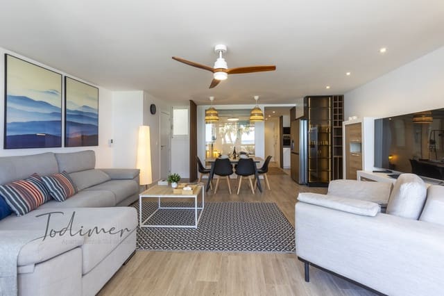 4 bedroom Apartment for rent in Almuñécar - € 2,000 (Ref: 9885319)