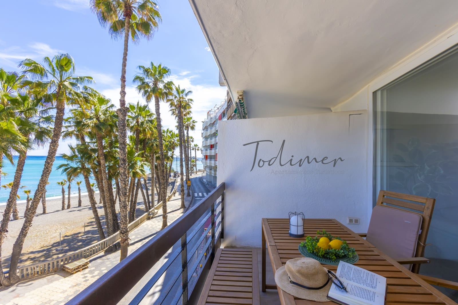 4 bedroom Apartment for rent in Almunecar - € 2,000 (Ref: 9885319)