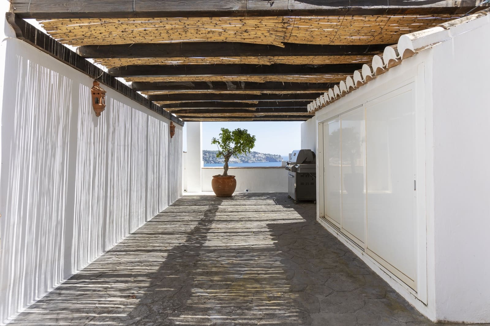 5 quarto Moradia para arrendamento para férias em La Herradura com piscina Garagem - 350 € (Ref: 9885323)