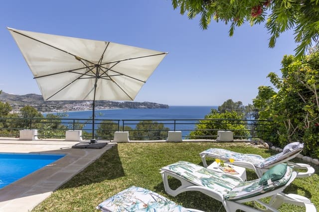 5 quarto Moradia para arrendamento para férias em La Herradura, Almuñécar com piscina Garagem - 350 € (Ref: 9885323)