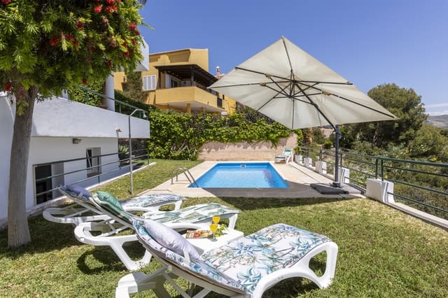 5 quarto Moradia para arrendamento para férias em La Herradura, Almuñécar com piscina Garagem - 350 € (Ref: 9885323)