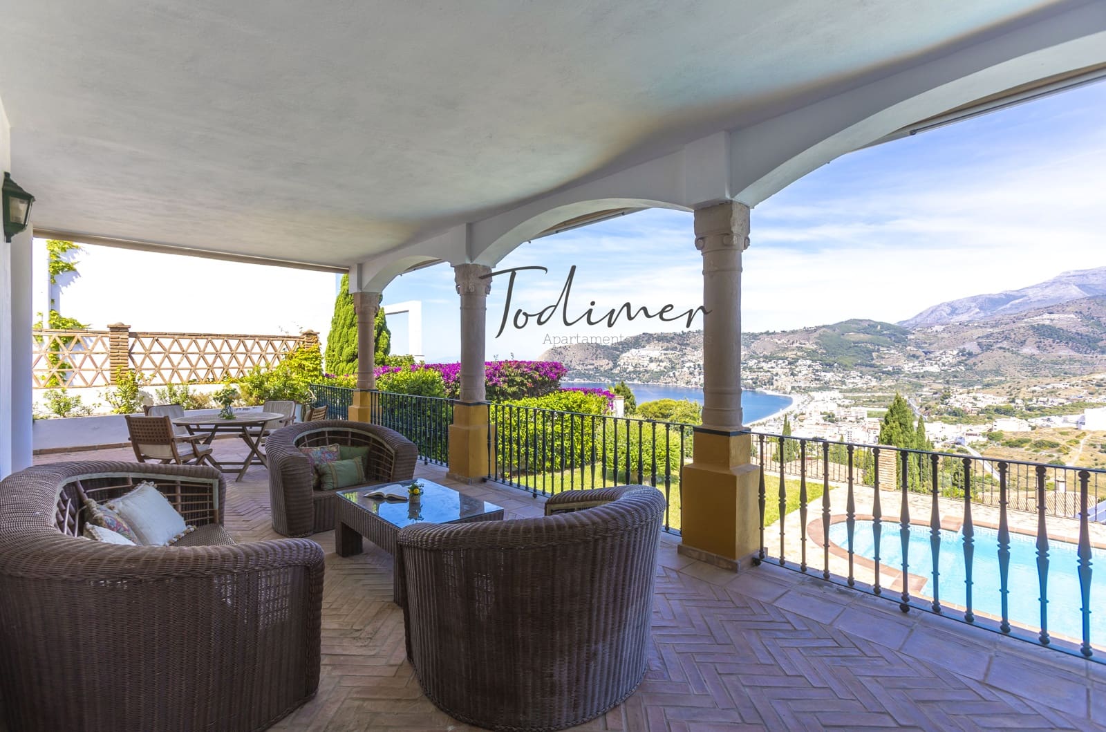 5 sovrum Villa till salu i La Herradura med pool garage - 1 650 000 € (Ref: 9885324)