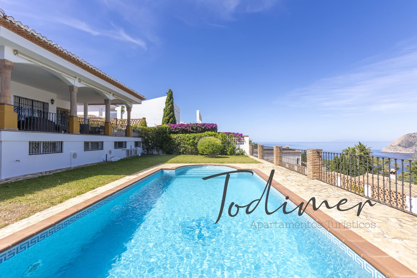5 sovrum Villa till salu i La Herradura med pool garage - 1 650 000 € (Ref: 9885324)