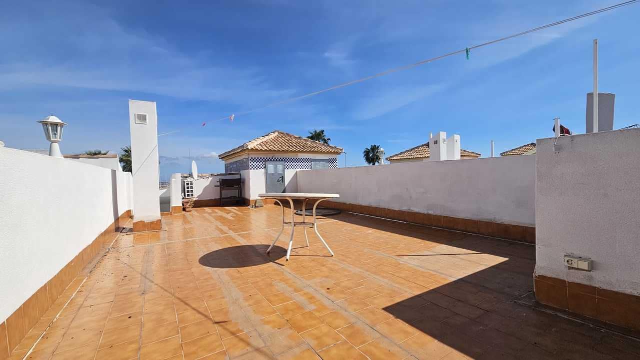 2 soveværelse Lejlighed til salg i Los Altos med swimmingpool - € 148.000 (Ref: 10000143)
