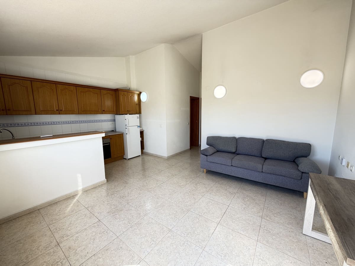 2 bedroom Apartment for sale in Villamartin - € 139,995 (Ref: 10000147)