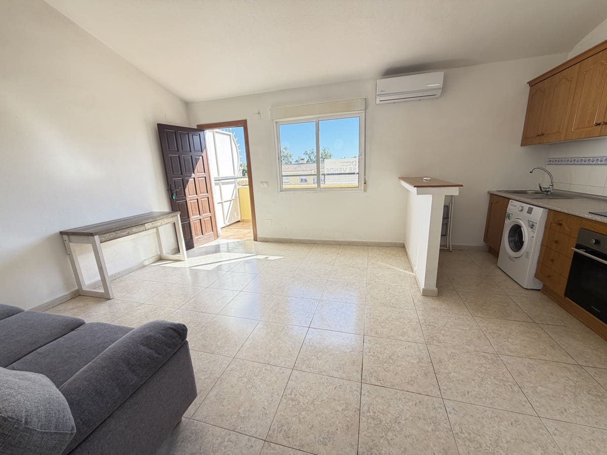2 bedroom Apartment for sale in Villamartin - € 139,995 (Ref: 10000147)