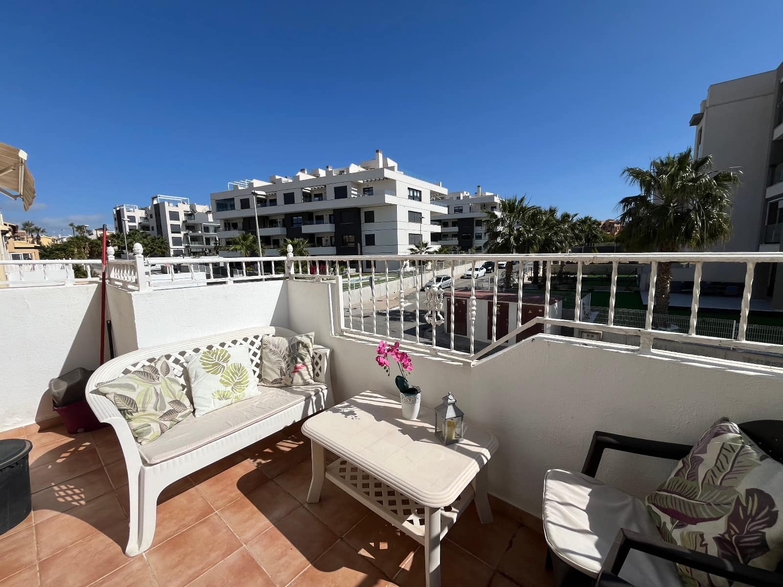 2 Zimmer Apartment zu verkaufen in Villamartin mit Pool - 164.000 € (Ref: 10001196)