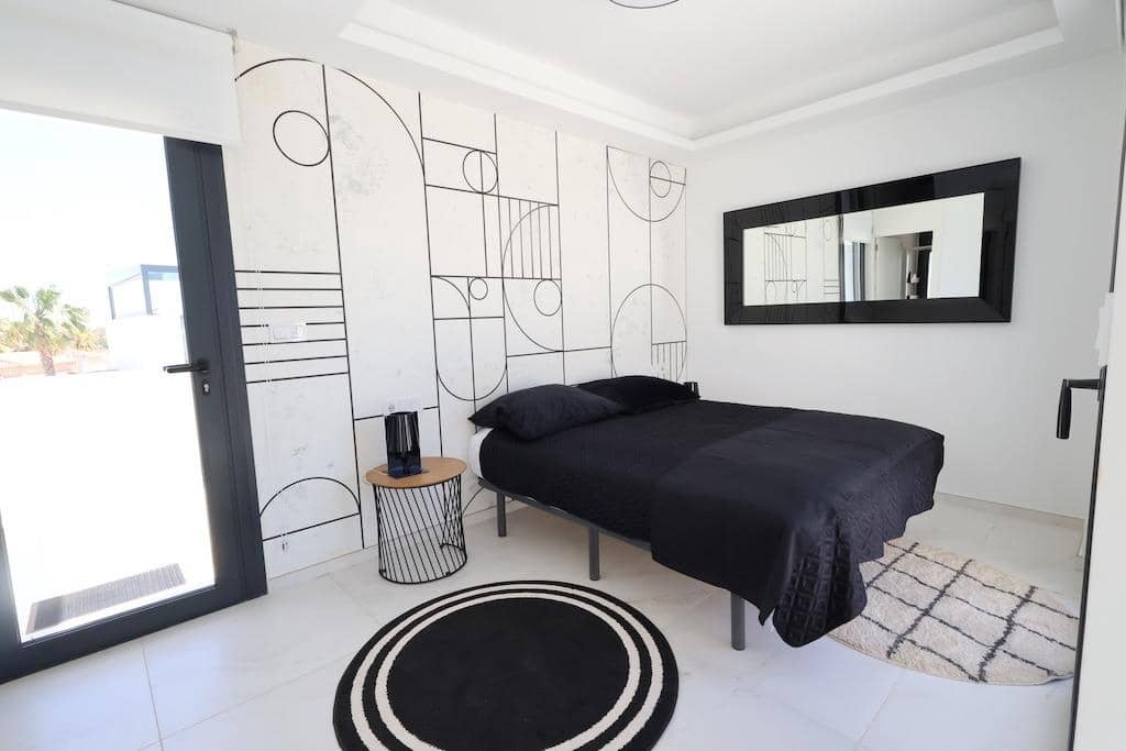 3 bedroom Villa for sale in Ciudad Quesada - € 699,000 (Ref: 10007788)