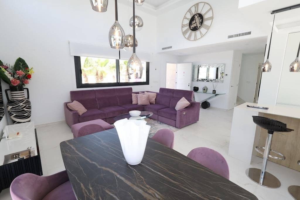3 bedroom Villa for sale in Ciudad Quesada - € 699,000 (Ref: 10007788)