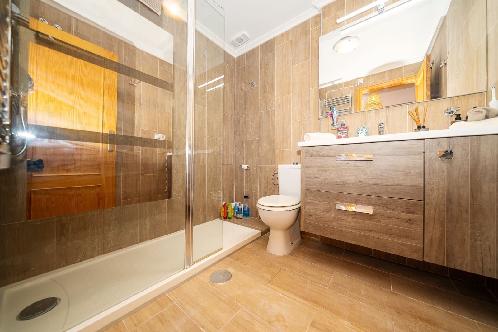 2 sovrum Lägenhet till salu i Alicante stad med pool garage - 219 500 € (Ref: 10007789)