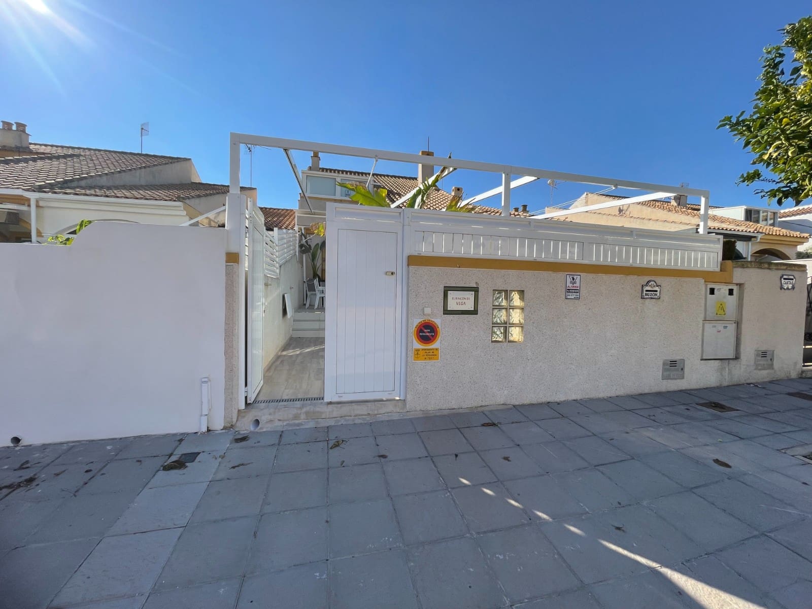 3 slaapkamer Huis te koop in Torre de la Horadada met zwembad - € 355.000 (Ref: 10007954)
