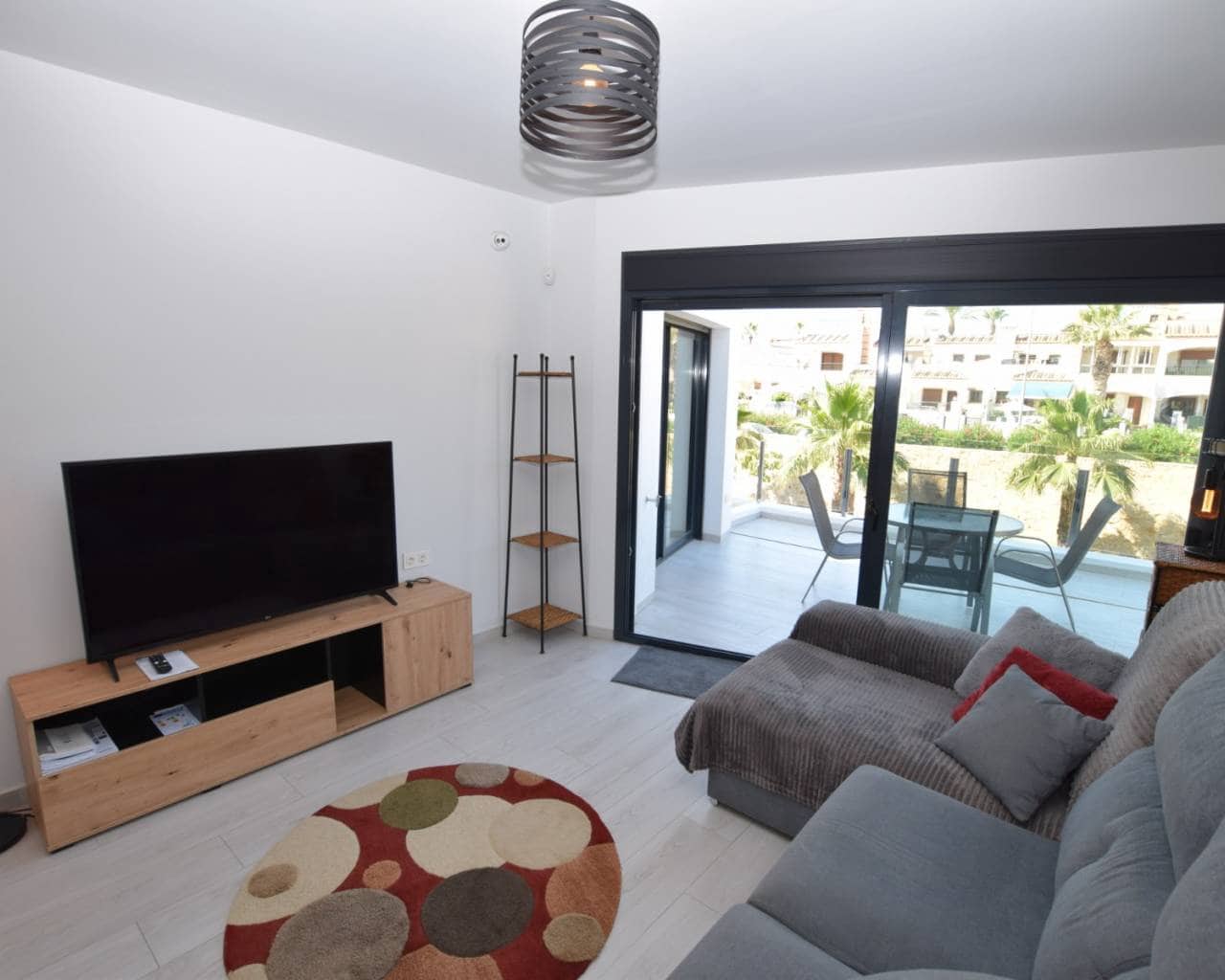 3 soverom Leilighet til salgs i Villamartin med svømmebasseng garasje - € 379 000 (Ref: 10007955)