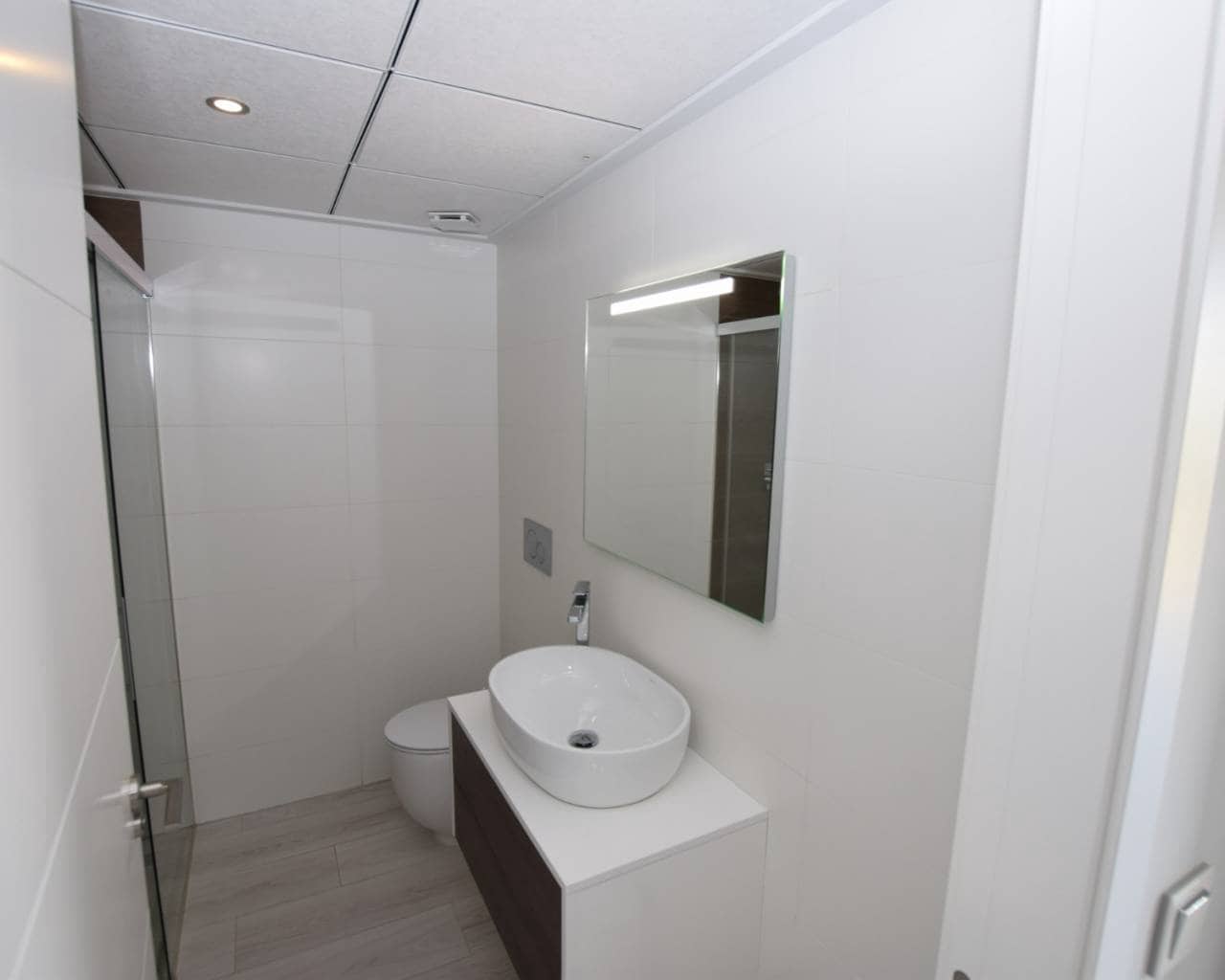 3 soverom Leilighet til salgs i Villamartin med svømmebasseng garasje - € 379 000 (Ref: 10007955)