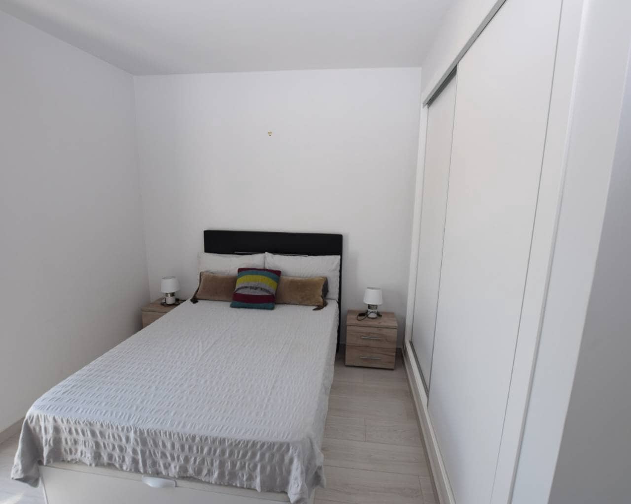 3 soverom Leilighet til salgs i Villamartin med svømmebasseng garasje - € 379 000 (Ref: 10007955)