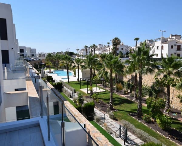 Apartamento de 3 habitaciones en Villamartin, Orihuela en venta con piscina garaje - 379.000 € (Ref: 10007955)